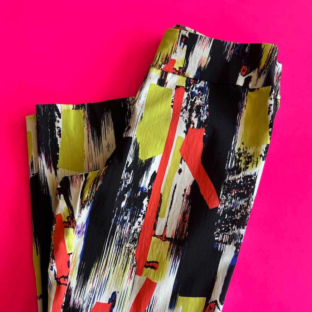 KRAZY LARRY Abstract bold colors pants. Size 8